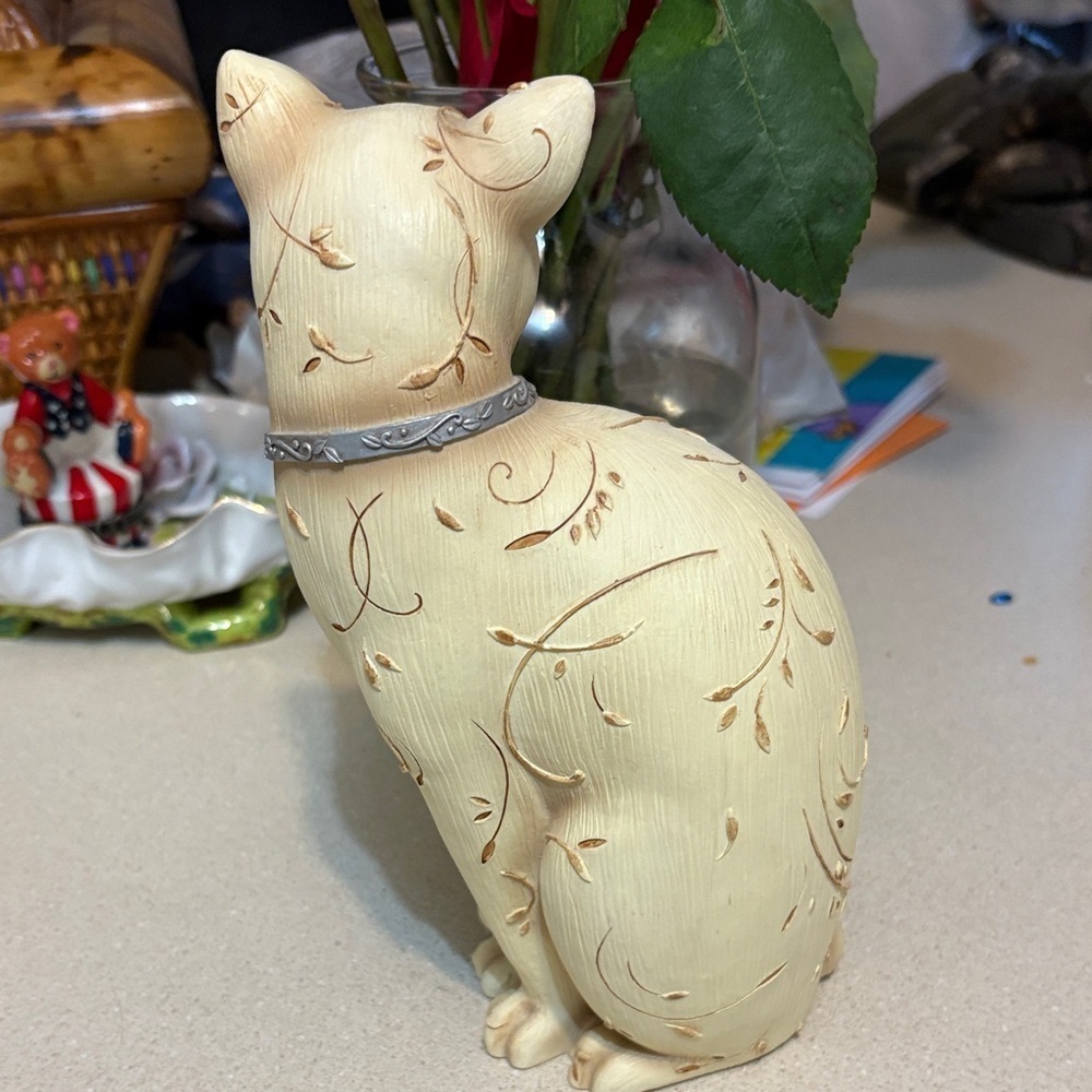 Elements Family Cat 82082 Pavilion Gift Company Barbara McDonald 2007 - Picture 2 of 5